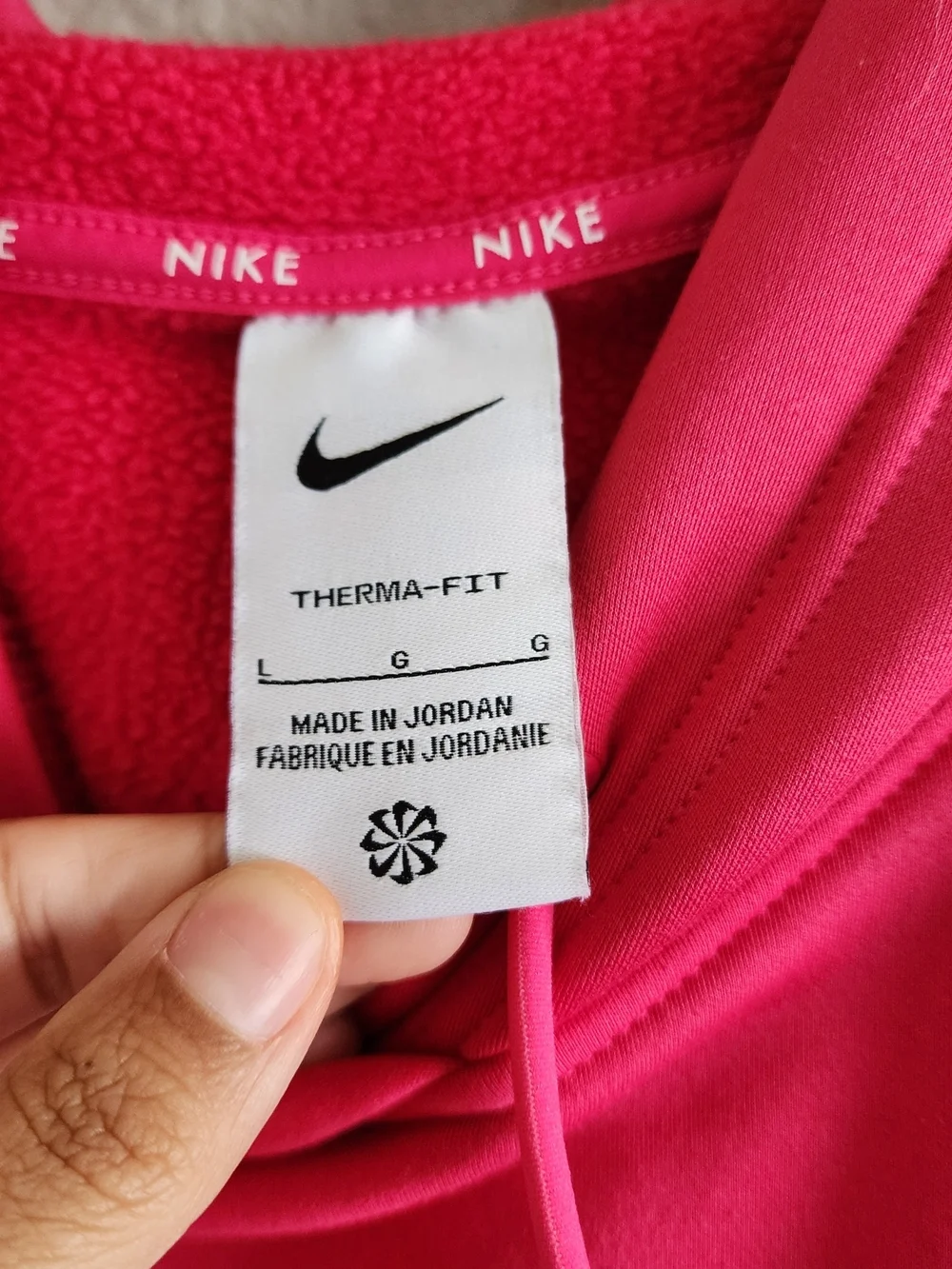 Nike Therma-FIT One Women’s Cropped Pullover Hoodie FB5210-666 Pink Large